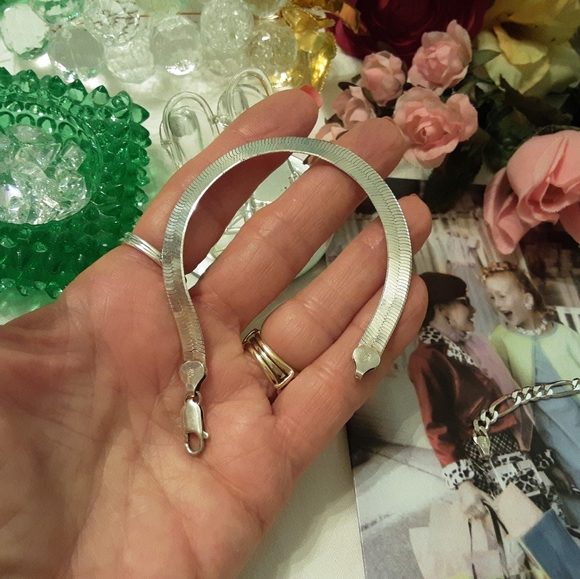 "LOT OF TWO" VTG. 925 ITALY STERLING SILVER BRACELETS, 5MM HERRINGBONE & FIGARO - Picture 14 of 16